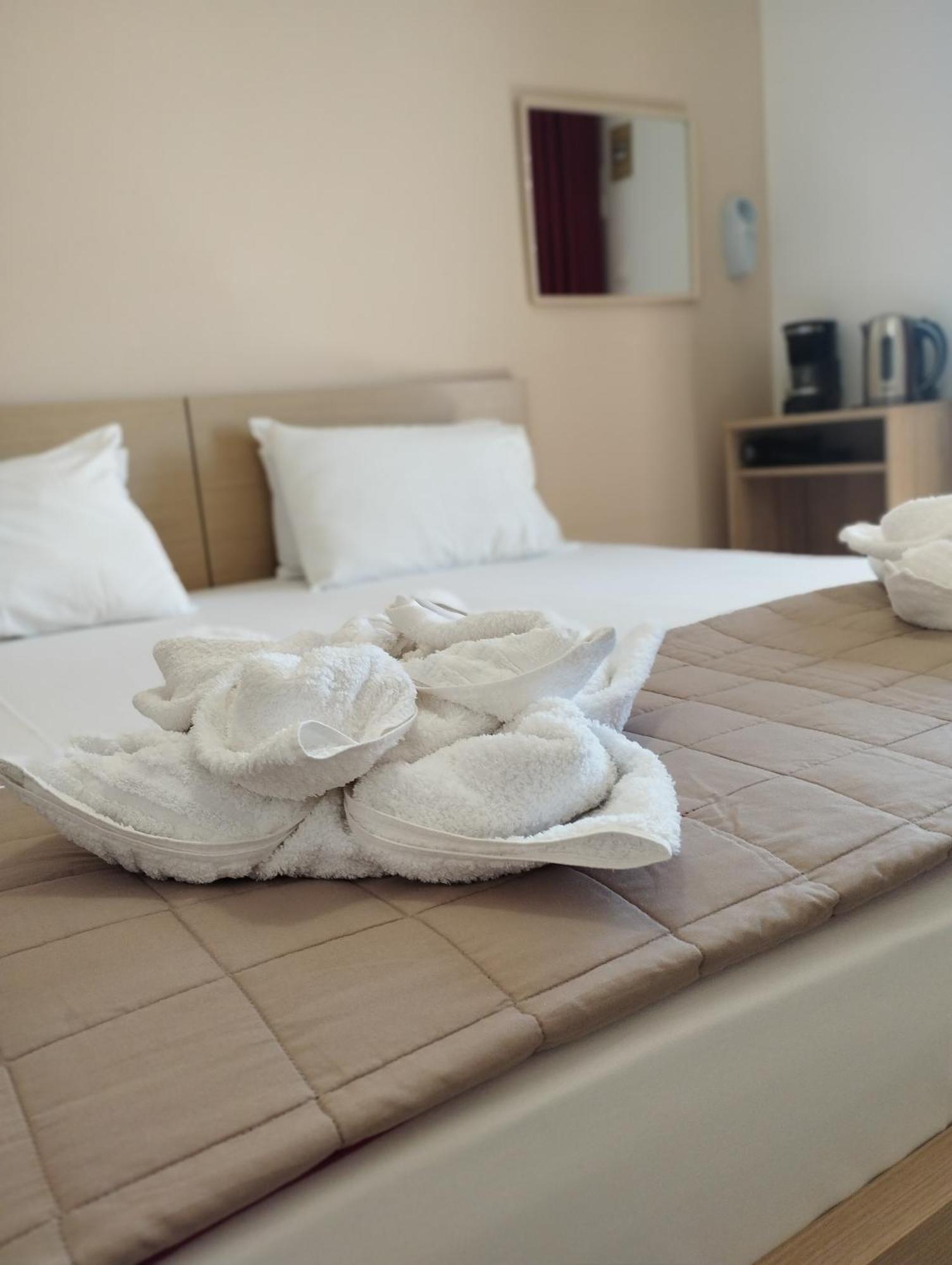 Soula Apartments & Studios Palaiochora Zewnętrze zdjęcie